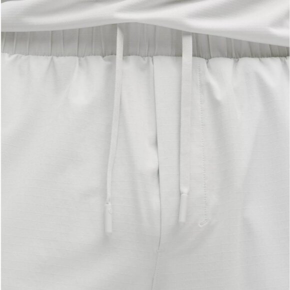 Lululemon Mile Maker Run Crew Ripstop Short 6" *Lined Vapor - Picture 6 of 10